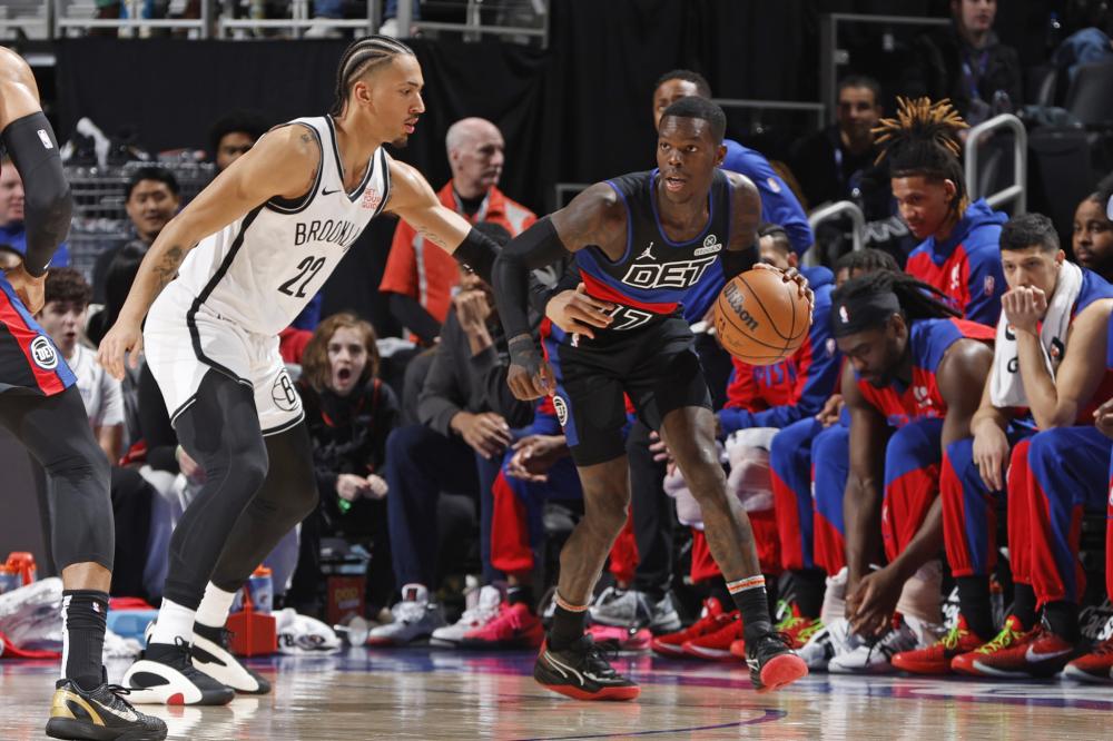 是热烈而充 是热烈而充