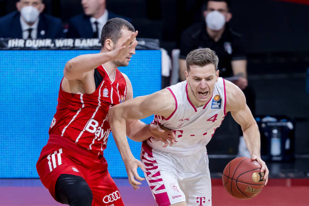 比分虽然亮 比分虽然亮